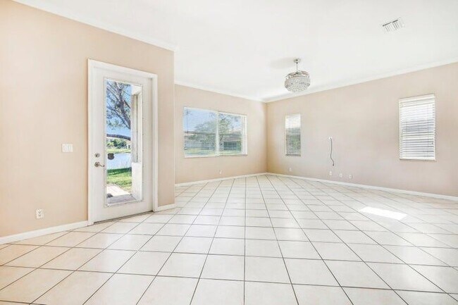 Building Photo - 7174 Ivy Crossing Ln