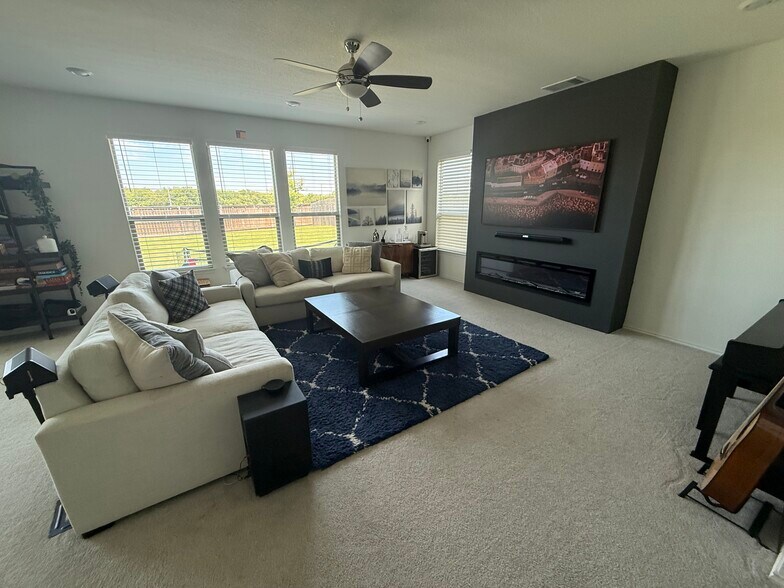 Primary Photo - 14316 Silver Lace Ln