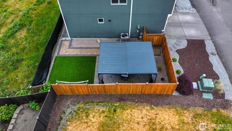 Side Yard - 16311 5th Dr SE