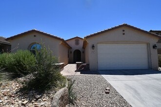 Building Photo - Ironwood Crossing 3Bd/2Ba PLUS Den 2163 Sq Ft