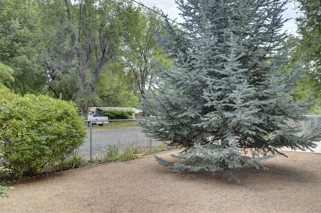 Building Photo - Home for Rent in Prescott!