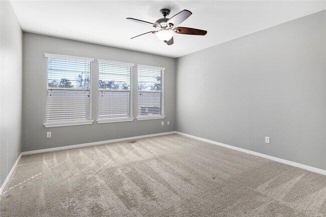 Building Photo - 700 Mandarin Flyway