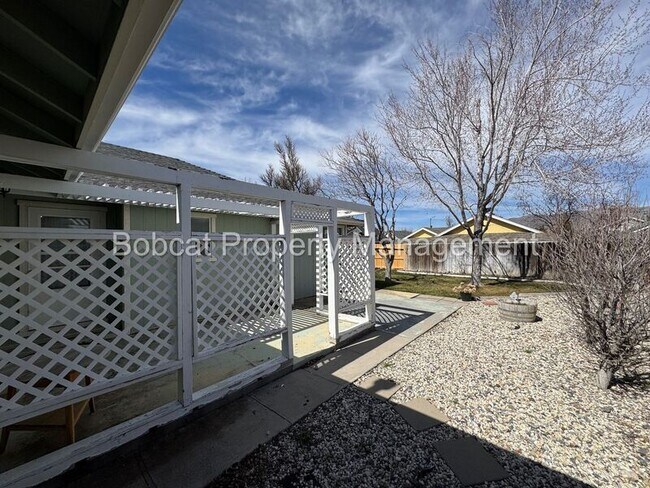 Building Photo - 4098 Quinn Dr