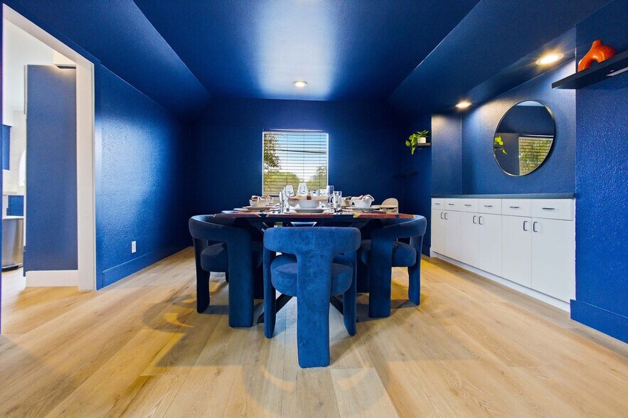 Building Photo - 7621 North Songbird-SI ID1501425P