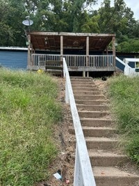 Building Photo - ROCKPORT, IL - Cottage on about 2 Acres In...