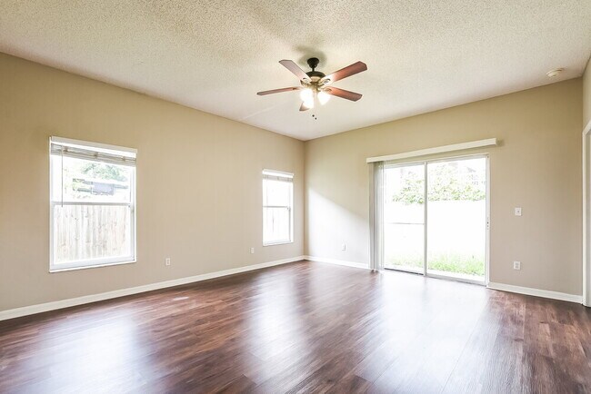 Building Photo - 1149 Osprey Way
