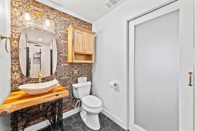 Building Photo - 5825 Laguna Seca Way