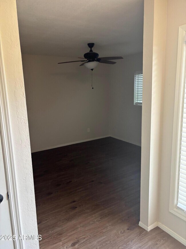 Building Photo - 3056 E Cannon Dr