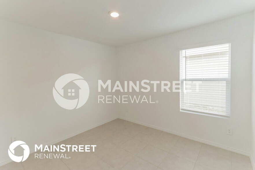 Building Photo - 3101 Helix Bay Dr