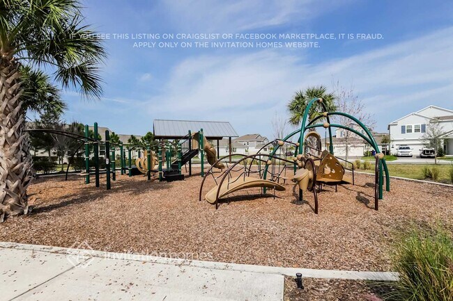 Building Photo - 1977 Summer Serenity Dr