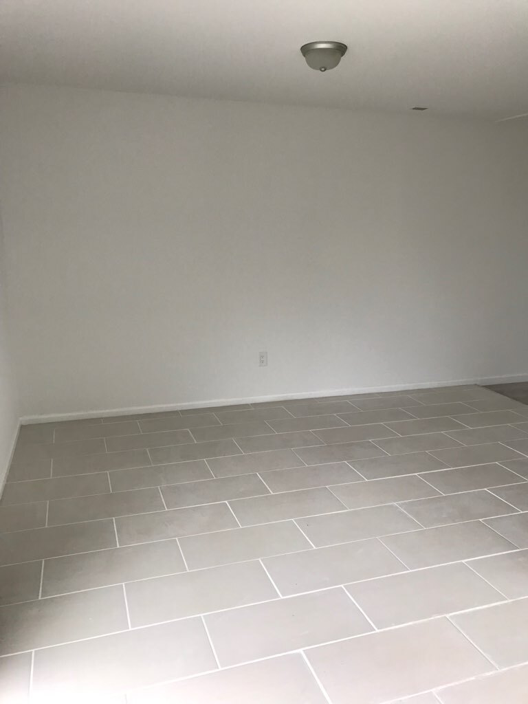 Building Photo - 44 Hopewell Ln Unit #B