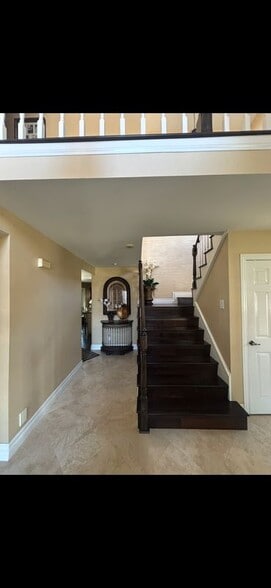 Building Photo - 2773 Pepperdale Dr