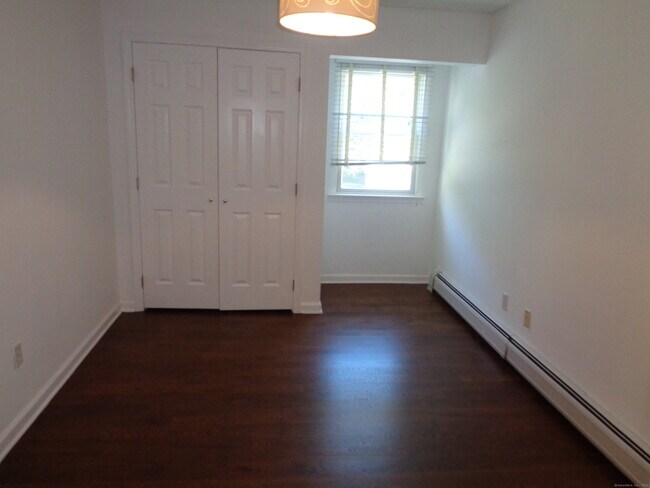 Building Photo - 531 Hollow Tree Ridge Rd