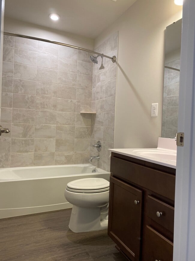 Building Photo - 2677 Bears Den Dr