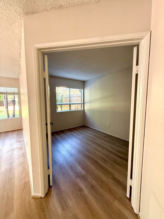 Building Photo - Wonderful 4 Bedroom 2-story Townhome in "F...