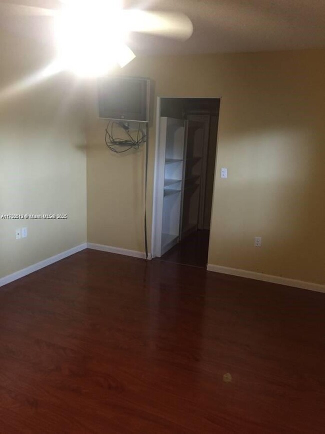 Building Photo - 11483 SW 109th Rd