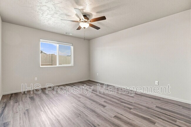 Building Photo - 6030 Tarsus Ln
