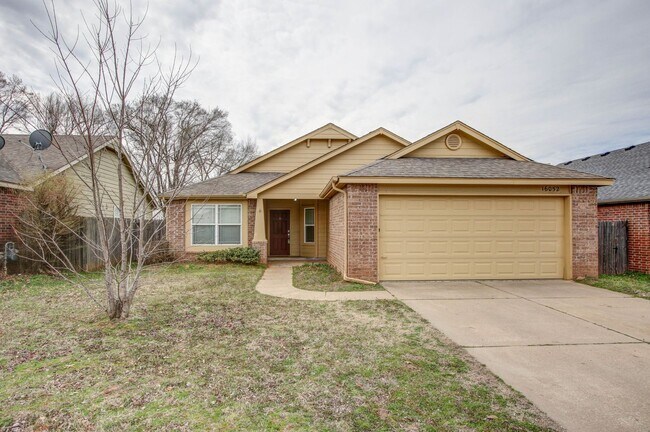 Primary Photo - Bixby Schools - 3 bedroom split plan