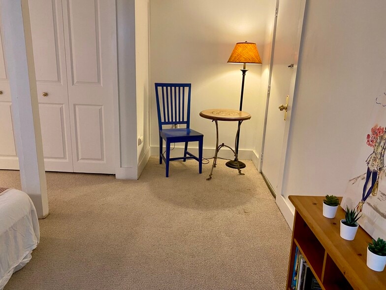 Building Photo - 32 Fairmont Ave