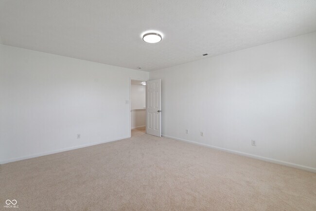 Building Photo - 2310 Liatris Dr