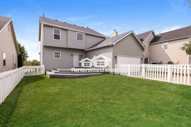 Building Photo - Amazing 4 Bed, 2.5 Bath Home in Lee's Summ...