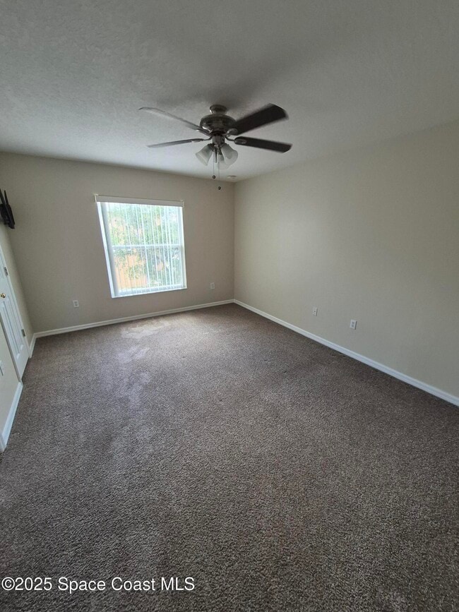 Building Photo - 2109 Maeve Cir