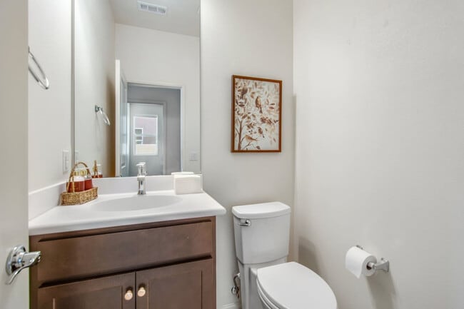 Building Photo - 82803 Wordsworth Ct