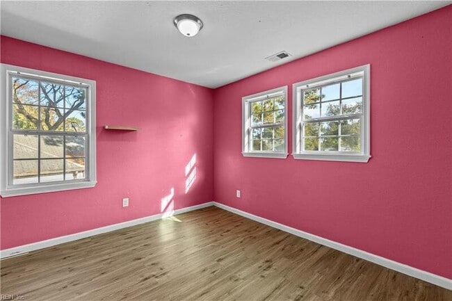 Building Photo - 6423 Dove St