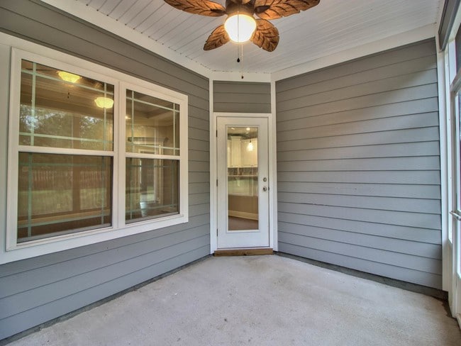 Building Photo - 250 Tillis Ln