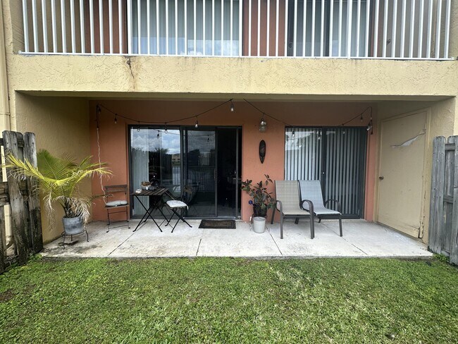 Building Photo - 5200 NW 31st Ave