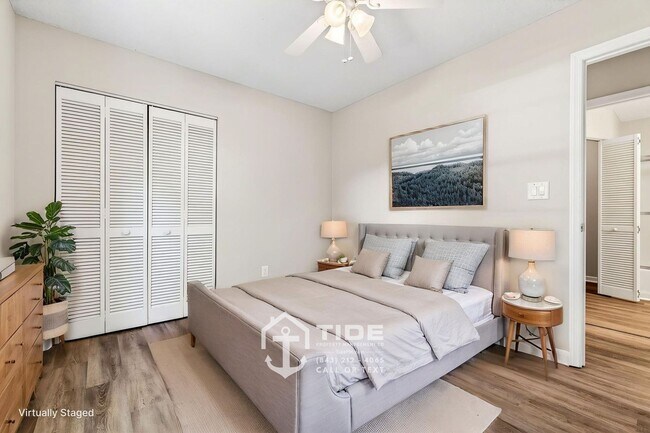 Building Photo - Modern Living in the Heart of West Ashley
