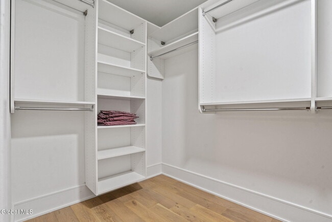 Building Photo - 19 Washington St