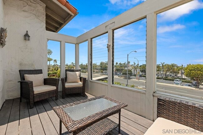 Building Photo - 378 Playa Blanca