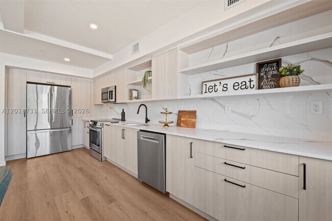 Building Photo - 726 NW 55th St