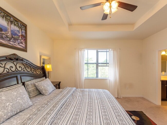 Building Photo - 12320 S Village Cir