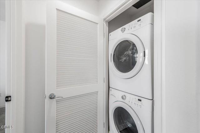 Building Photo - 259 Riverdale Ct