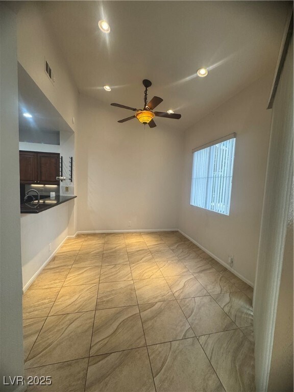 Building Photo - 5155 W Tropicana Ave