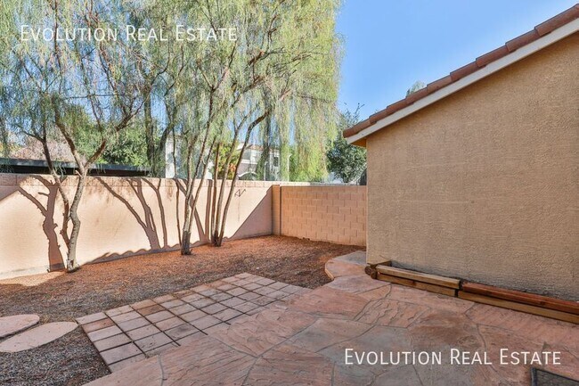 Building Photo - MOVE IN READY! 4 Bedroom Home in La Aldea