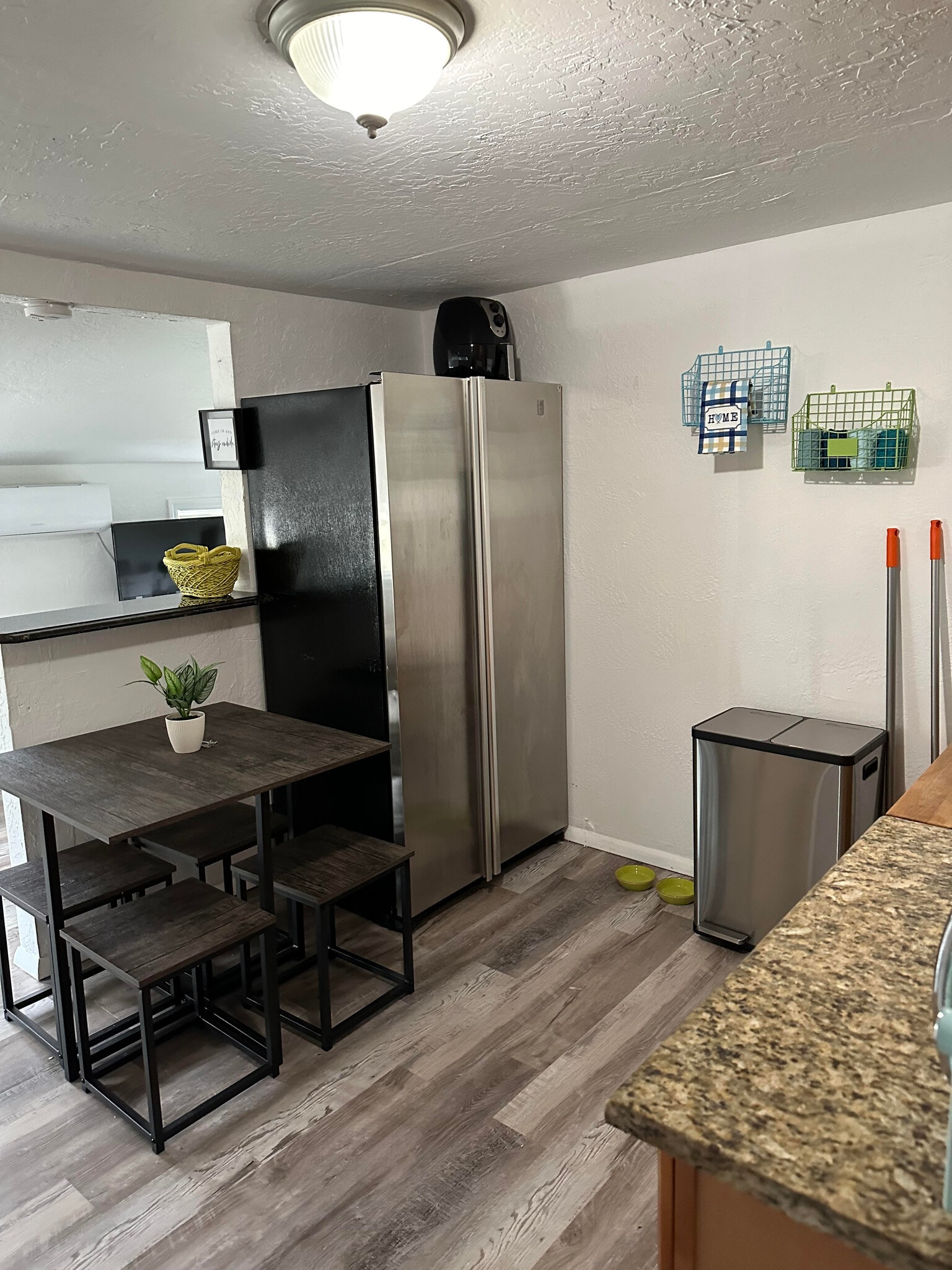 Building Photo - 6002 72nd Ave N