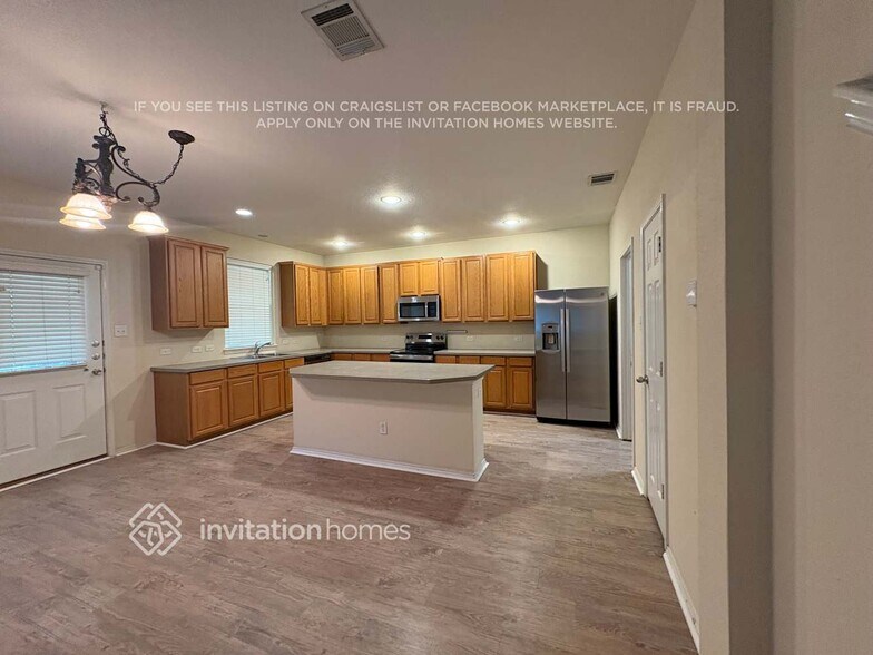 Building Photo - 3905 Ringdove Way