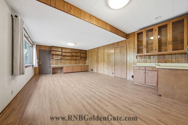 Building Photo - Gorgeous home with spacious yard in Kentfield for rent!