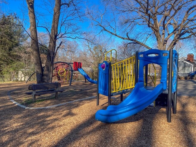 Building Photo - 801 Calhoun St