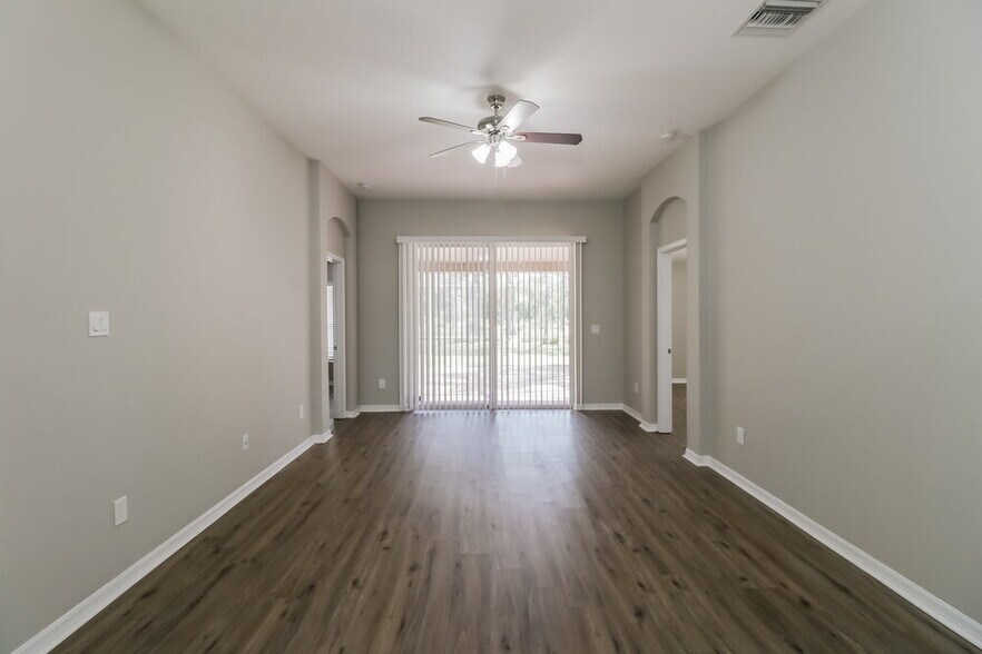 Building Photo - 3028 Sunwatch Dr