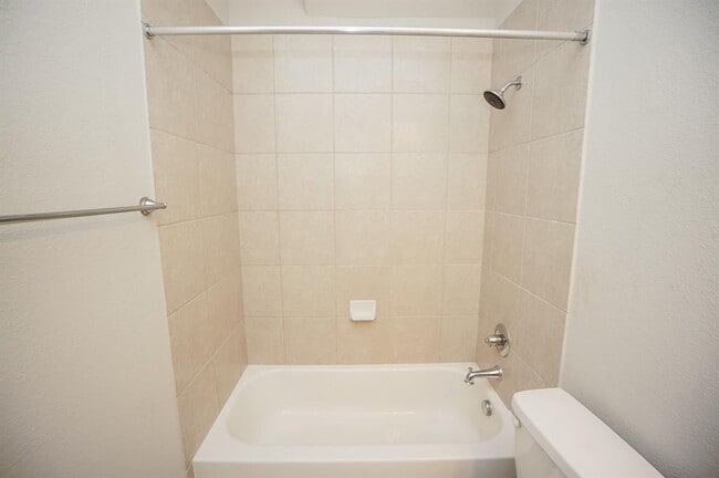 Building Photo - 27414 Ashland Meadows Ln