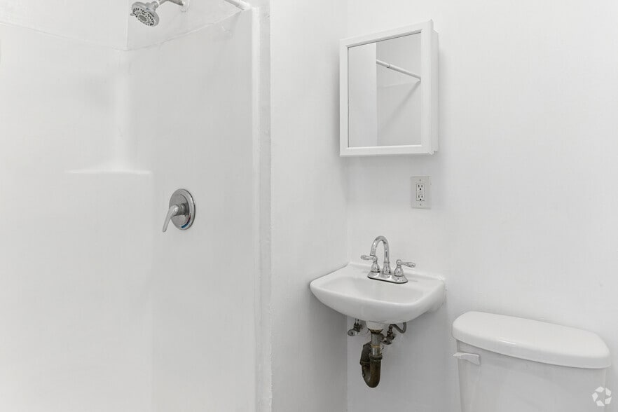Studio - 250SF - Bathroom - Landmark Towers