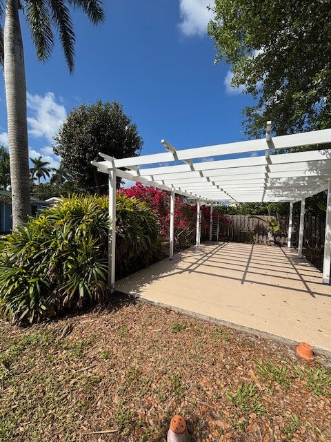 Building Photo - Sperling Ave