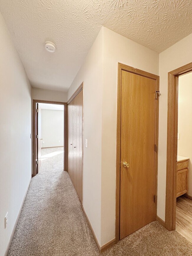 Building Photo - Spacious 2-Bed, 2-Bath Duplex with Attache...