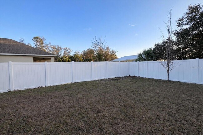 Building Photo - 5223 Kingsman Ave