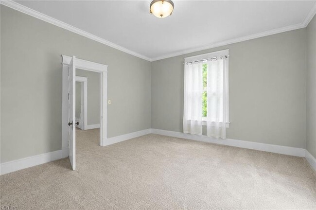 Building Photo - 1301 Stockley Gardens