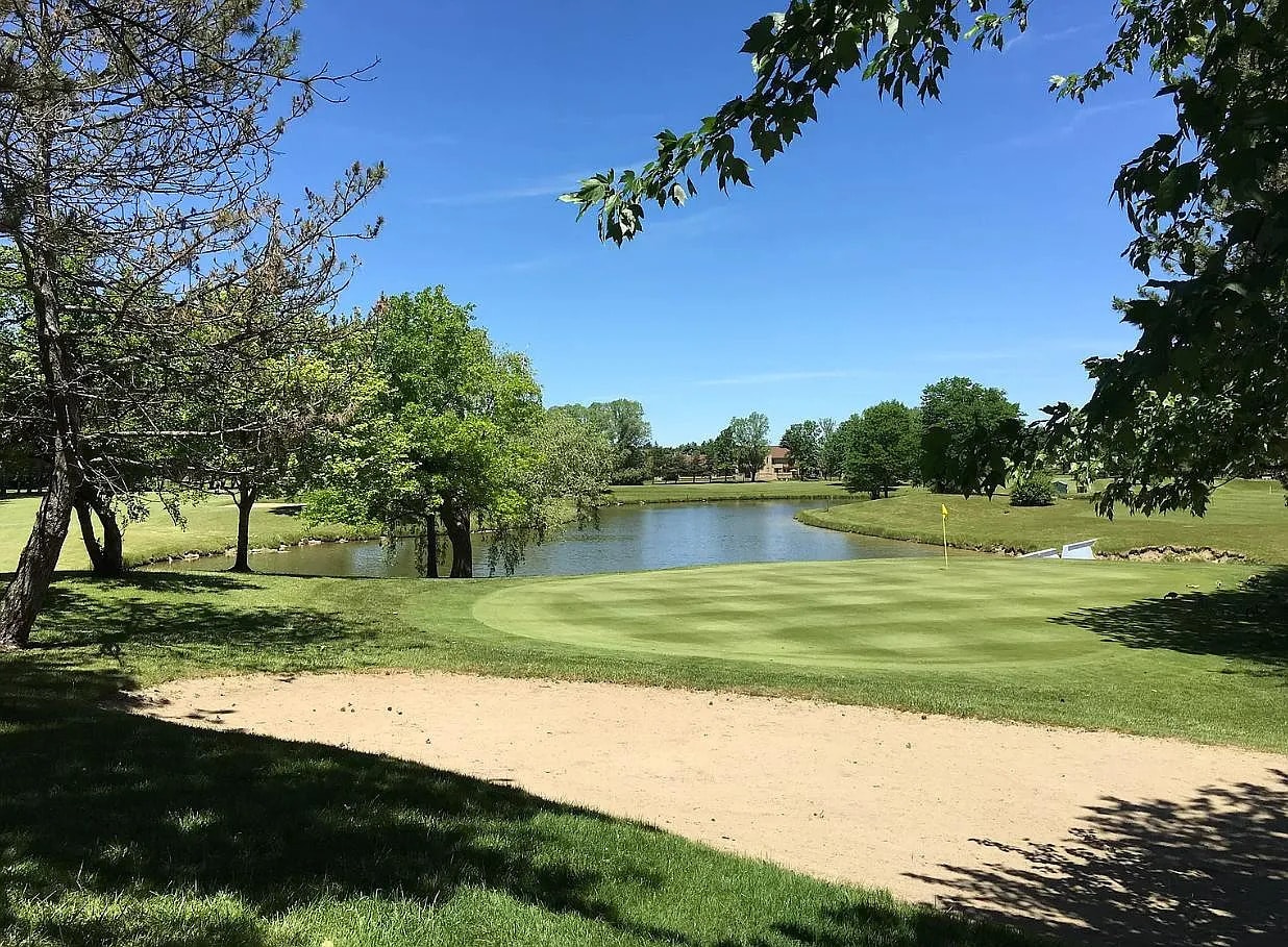 Building Photo - 653 Glasgow Ct